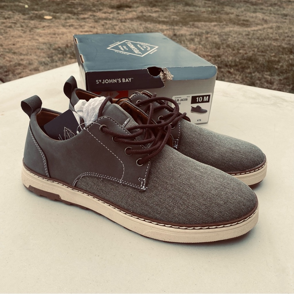St. John's Bay Men's Sz 10 Jacob Canvas Casual Shoes Gray Preppy Modern